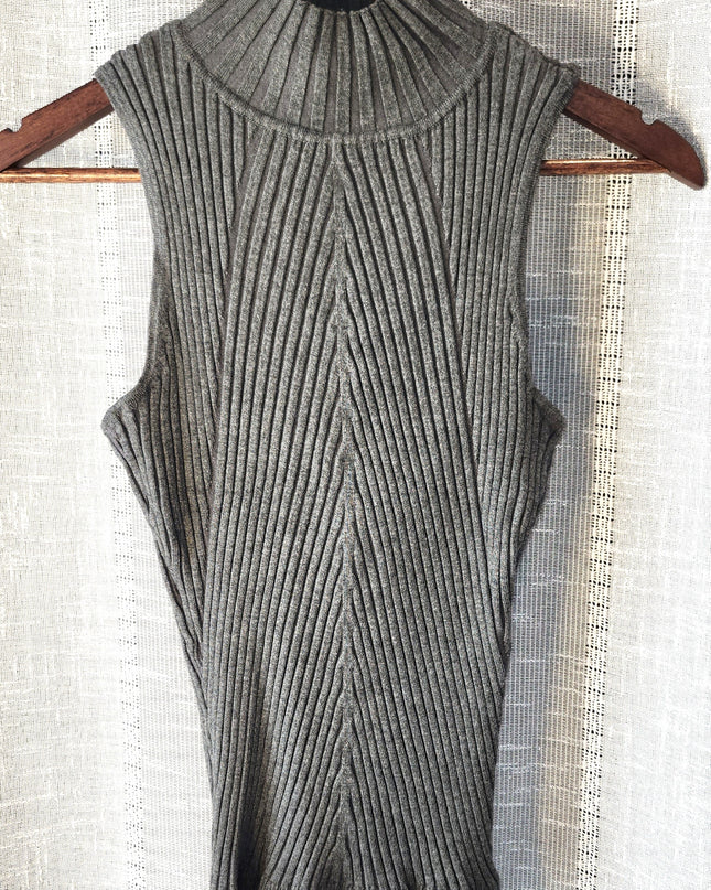 International Concepts INC Gray Ribbed Sleeveless Mock Turtleneck