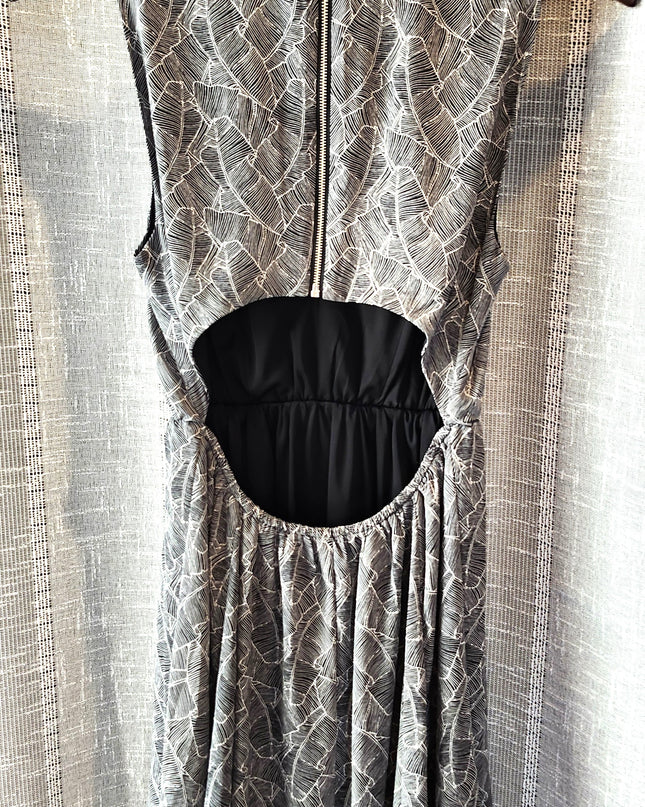 New Express Sleeveless Open Back Geometric Dress