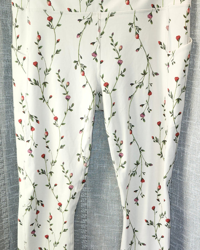 Pure Lux by Fabletics Trellis Floral All Day Everyday Matching Work Out Set