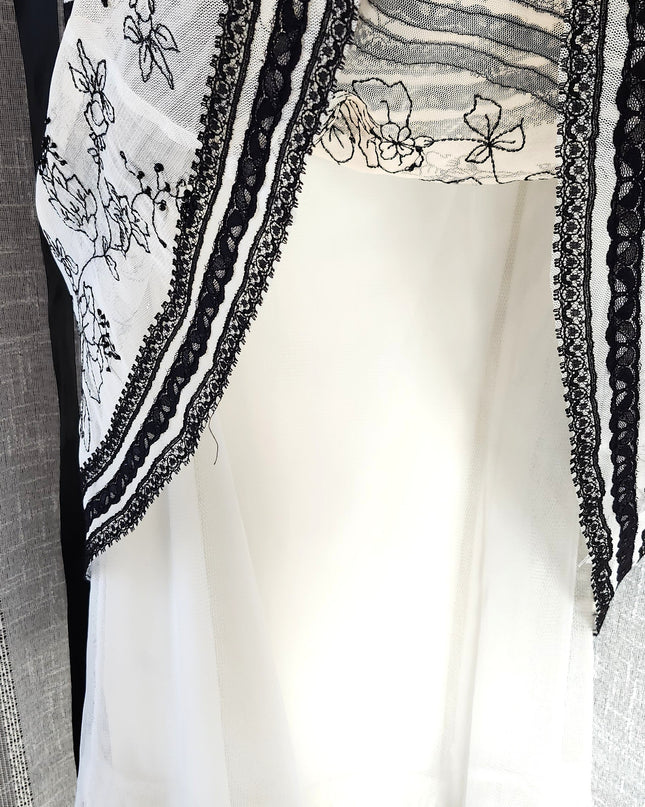 BCBG Max Azria Strapless Corset Black Embroidered White Tulle