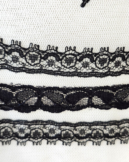 BCBG Max Azria Strapless Corset Black Embroidered White Tulle