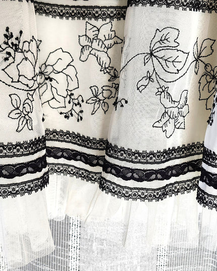 BCBG Max Azria Strapless Corset Black Embroidered White Tulle