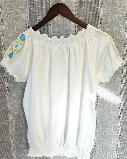 Dressbarn Adorable Puff Sleeve Embroidered Turquoise Flower Tie Front Peasant Top