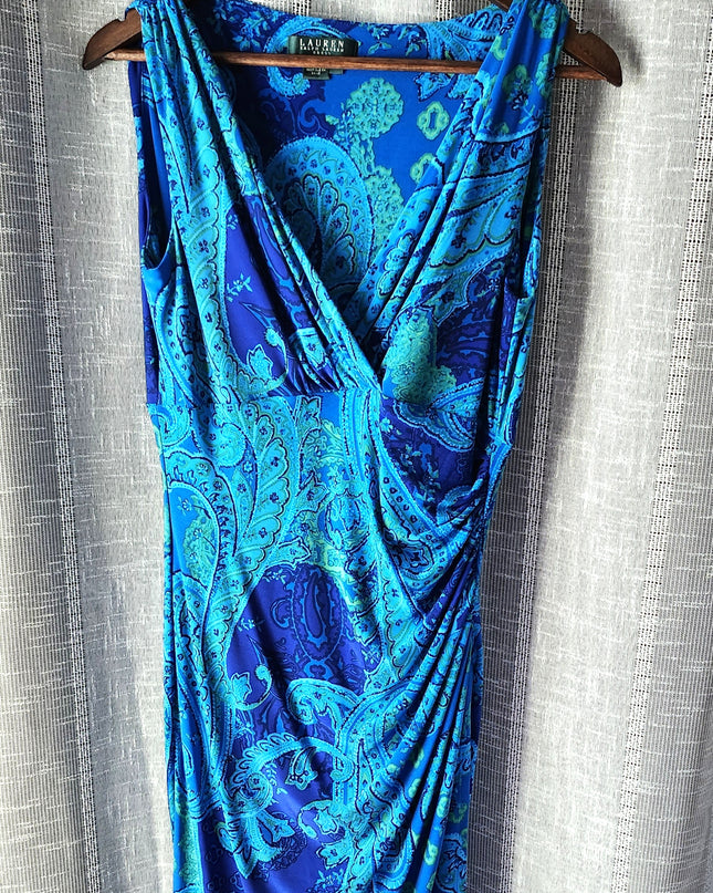 Lauren by Ralph Lauren Blue Paisely Sleeveless Form Fitting Stretch Cocktail Dress