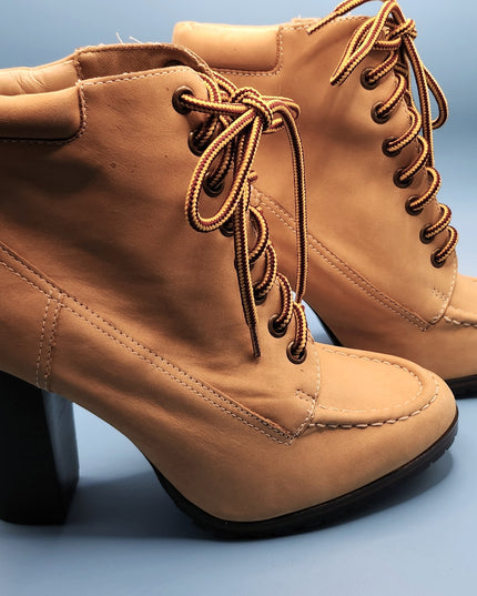 Vintage Y2k Colin Stuart Women's Suede Ankle Cross Lace Up Tan Work Boots with Block High Heel