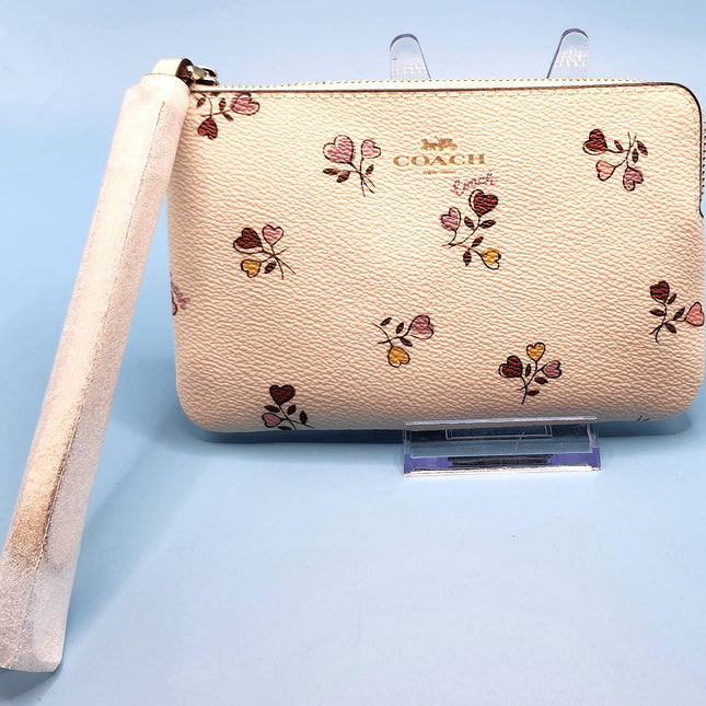 New Coach Heart Print Corner Strap Wristlet