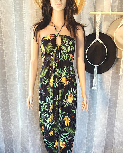 NWOT Olivaceous Bohemian Boutique Tropical Floral Halter keyhole Jumpsuit