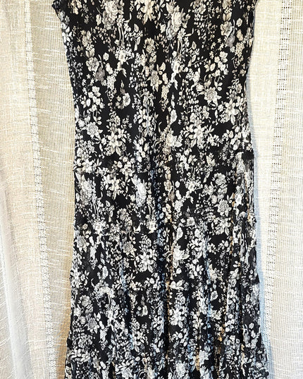Classic Vintage Jessica Howard Sleeveless Floral Chiffon Midi Dress with Crochet Neckline