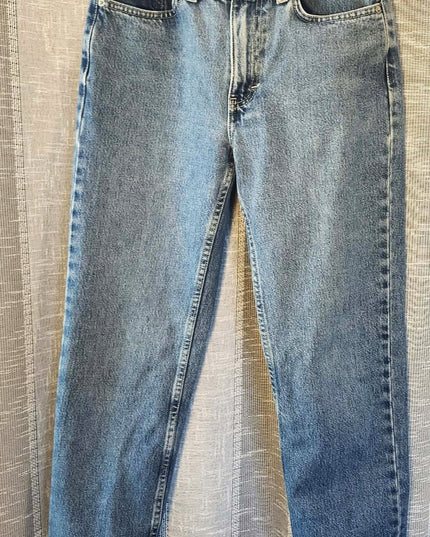 Vintage EUC Tommy Hilfiger High-Rise Mom Jeans with Straight Leg - Medium Wash - Size 28