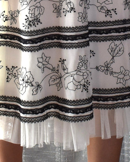 BCBG Max Azria Strapless Corset Black Embroidered White Tulle