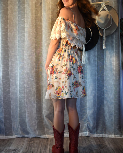 American Rag Cream Off-Shoulder Adjustable Straps Cinched Waist Floral Boho Mini Sundress with Lace Inset