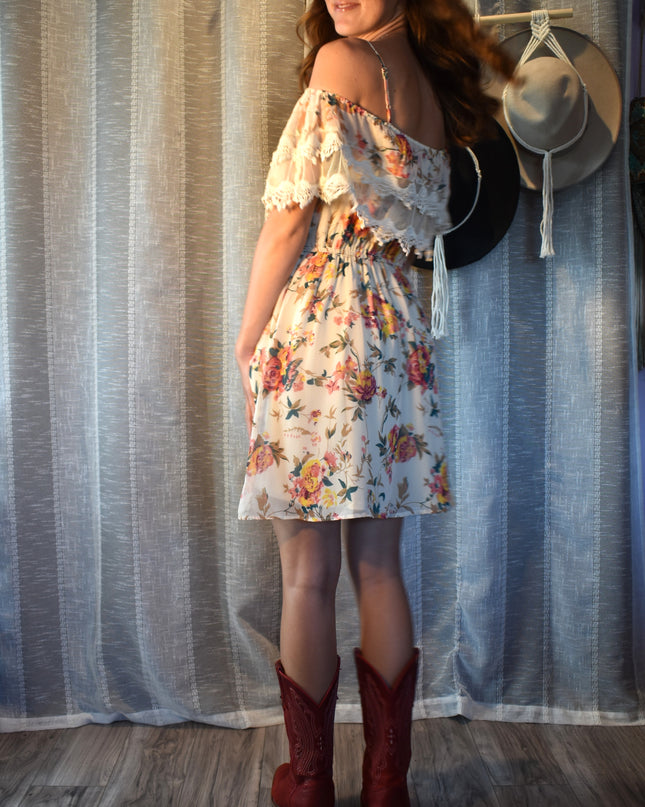 American Rag Cream Off-Shoulder Adjustable Straps Cinched Waist Floral Boho Mini Sundress with Lace Inset