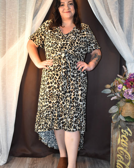 New Q & A Short -Sleeved Leopard Print Midi Dress with High-Low Ruffled Hemline