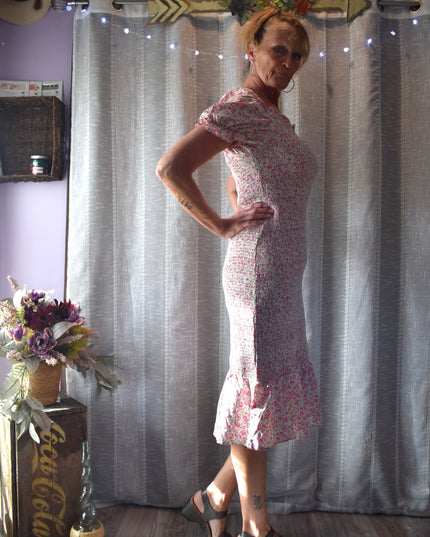New Pretty Garden Floral Shirred Elastic Bodice Dress with Puff Sleeves