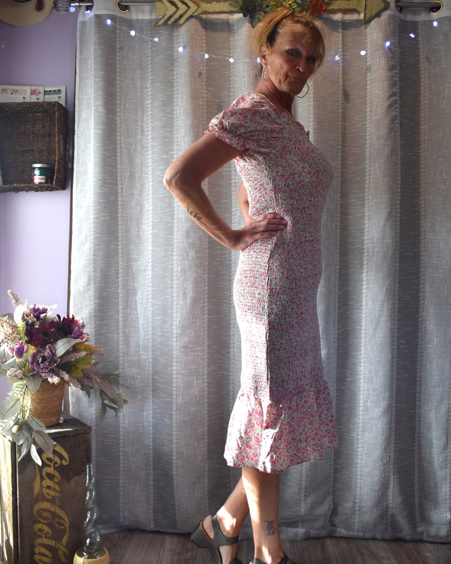 New Pretty Garden Floral Shirred Elastic Bodice Dress with Puff Sleeves