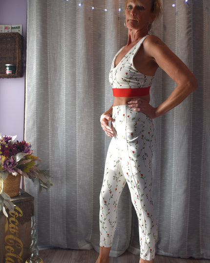 Pure Lux by Fabletics Trellis Floral All Day Everyday Matching Work Out Set