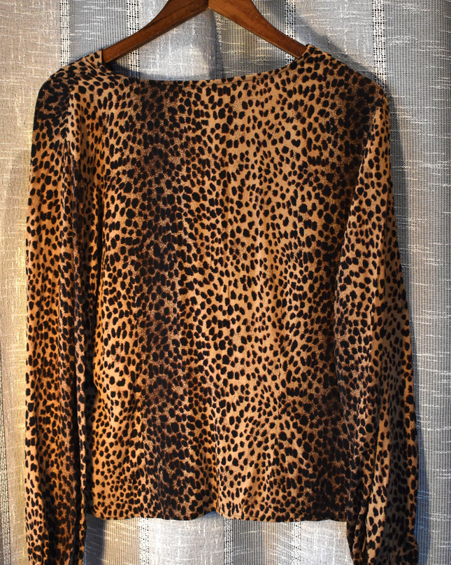 New H&M Cheetah Print Button Front Button Sleeves and Side Waist Ties