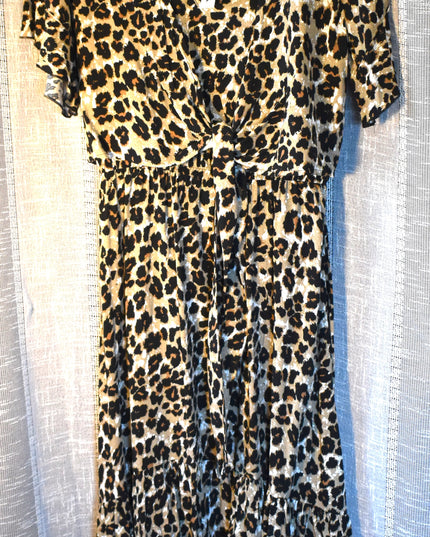 New Q & A Short -Sleeved Leopard Print Midi Dress with High-Low Ruffled Hemline