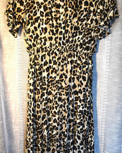 New Q & A Short -Sleeved Leopard Print Midi Dress with High-Low Ruffled Hemline