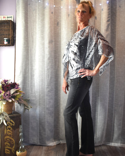 Energe World Wear Paisley Design Boho Camisole with attached Cropped Kaftan