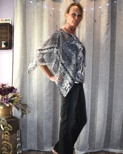 Energe World Wear Paisley Design Boho Camisole with attached Cropped Kaftan