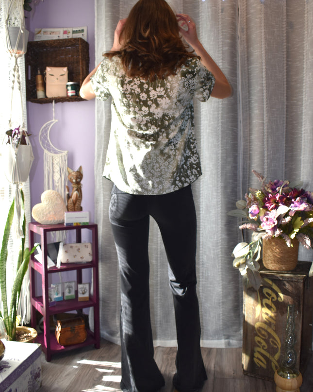 Erika Green Vintage Blouse with White Flowers